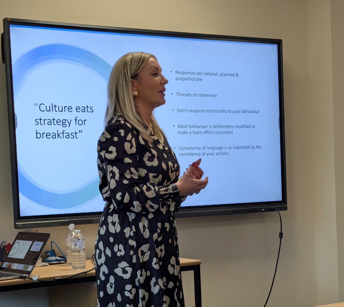 Another brilliant session <a href="/FinhamParkMAT/">Finham Park MAT</a> conference today was <a href="/HLHallEducation/">Hannah Lucy Hall</a> talking about creating a positive culture in our schools. Again, great opportunity to reflect on how we can support all our learners, especially those who need our help the most.