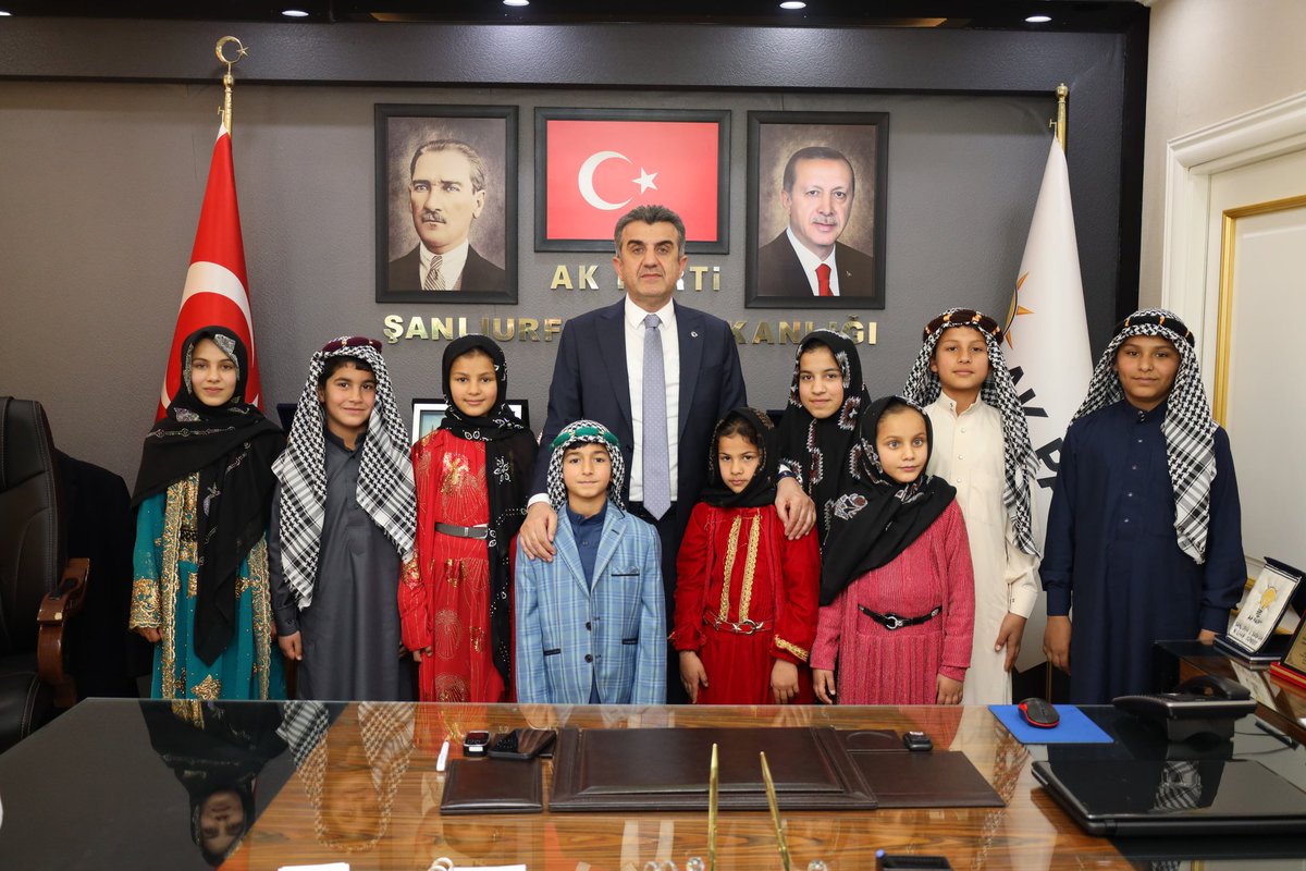 Geleceğimizin teminatı olan çocuklarımızlayız...

<a href="/erkankandemir/">Erkan Kandemir</a> <a href="/milhamigunbegi/">M.İlhami GÜNBEGİ</a>