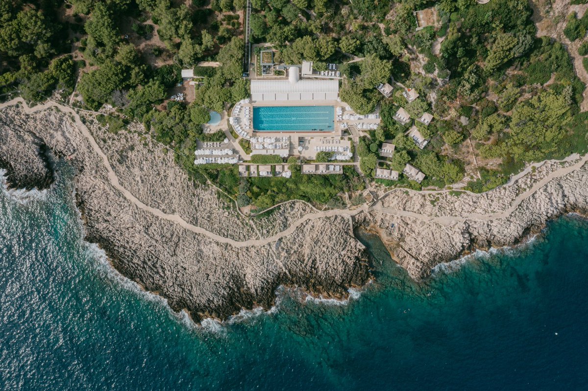 FSCapFerrat's tweet image. Our hidden gem, a postcard of the Cap-Ferrat peninsula since 1908. 💫