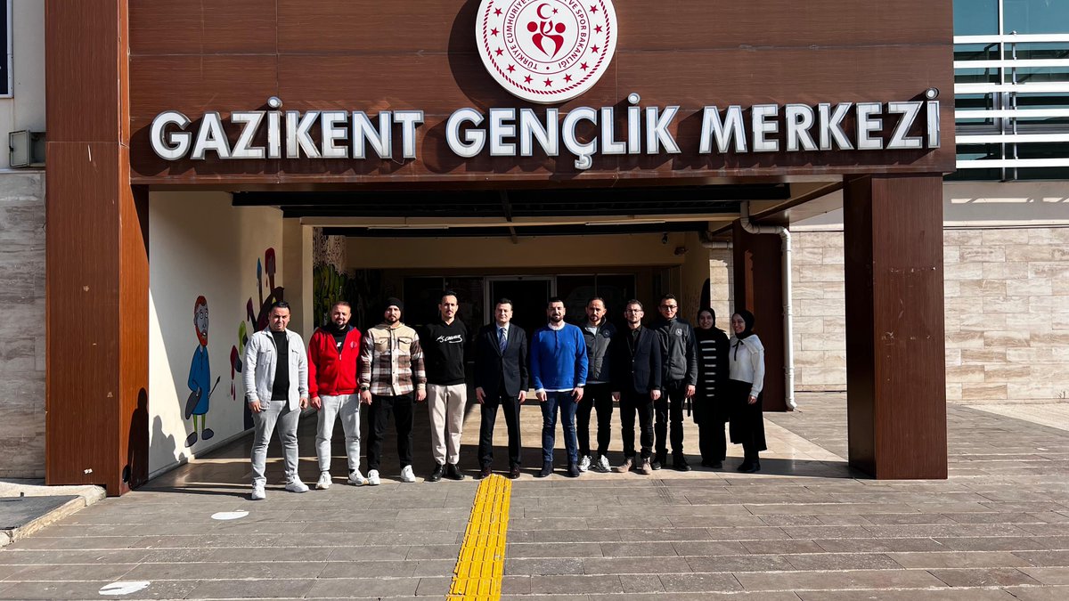 📍 Gazikent Gençlik Merkezi

İl Müdürümüz Numan Nafiz Şahin, Gazikent Gençlik Merkezi’ni ziyaret ederek incelemelerde bulundu. Devam eden projeler hakkında bilgi alan İl Müdürümüz, şehrimiz gençliği için çalışmaların ve etkinliklerin artırılması gerektiğini belirtti.

<a href="/OA_BAK/">Dr. Osman Aşkın Bak</a>
