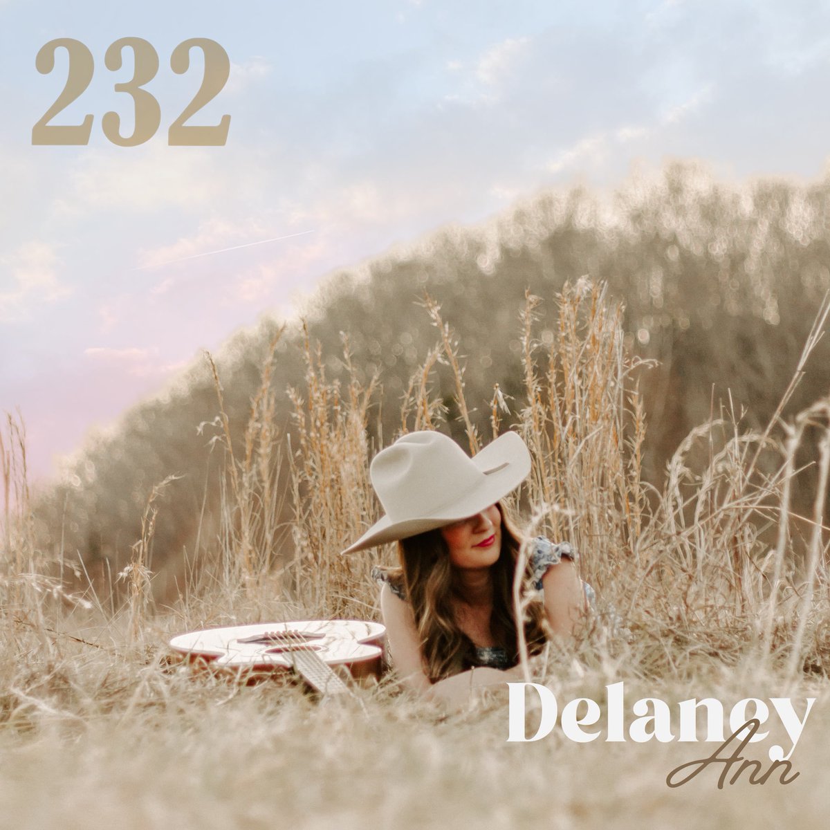 #Country #singersongwriter Delaney Ann's “This Ain't Country Club” single reached half a million hits on TikTok &amp; #63 on MusicRow Chart. Her newest single, "232" is out now, which taps into the nostalgia of going home to the family farm.
#newsingle #texascountrymusic