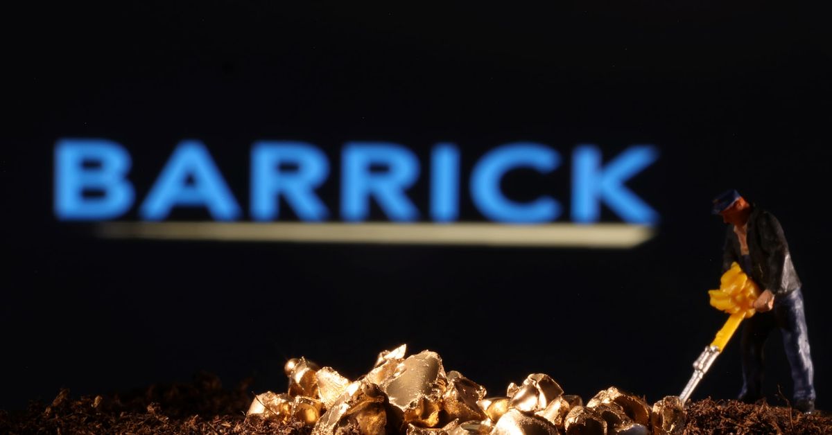 Gold miner Barrick threatens to freeze Mali operations in row over rules reut.rs/404R7cv