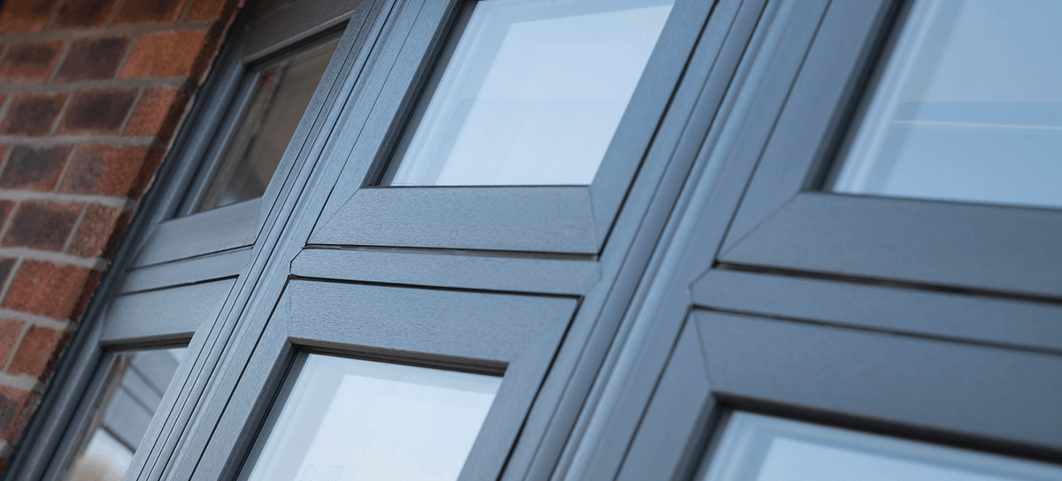 gfdhomes's tweet photo. Upgrading your home this year? 🌟

Discover how bay windows can transform your space with style, light, and functionality! ✨

Read more here 👉 https://t.co/VZgWxPX3pb

#BayWindowDesigns #HomeImprovement #BrightSpaces #WindowInspiration #UPVCWindows #Baywindows #GFDHomes https://t.co/mzTY0yKyIB