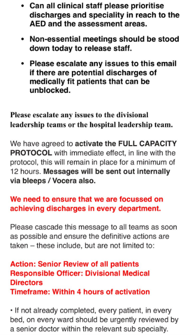 ShaunLintern's tweet image. 🚨 While Govt talks about elective waiting times, remember thousands are experiencing truly awful emergency care right now. Below is from Royal Liverpool Hospital today - it has activated &quot;full capacity&quot; alert - longest wait for a bed in A&amp;amp;E is 91 hours!! 28 patients on corridor