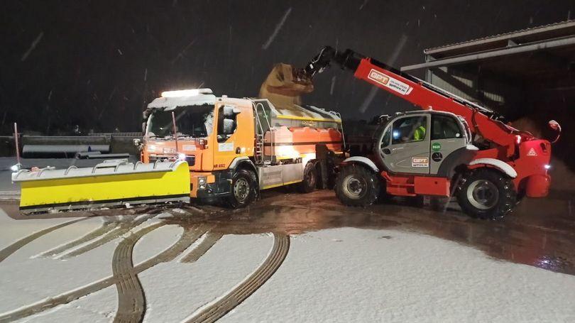 ⚠️Weather Advisory: Severe Wintery Conditions in Limerick This Week

Limerick City and County Council advises members of the public that recent heavy snowfall will be followed by freezing temperatures and widespread frost in the coming days.

Read in Full: limerick.ie/council/newsro…