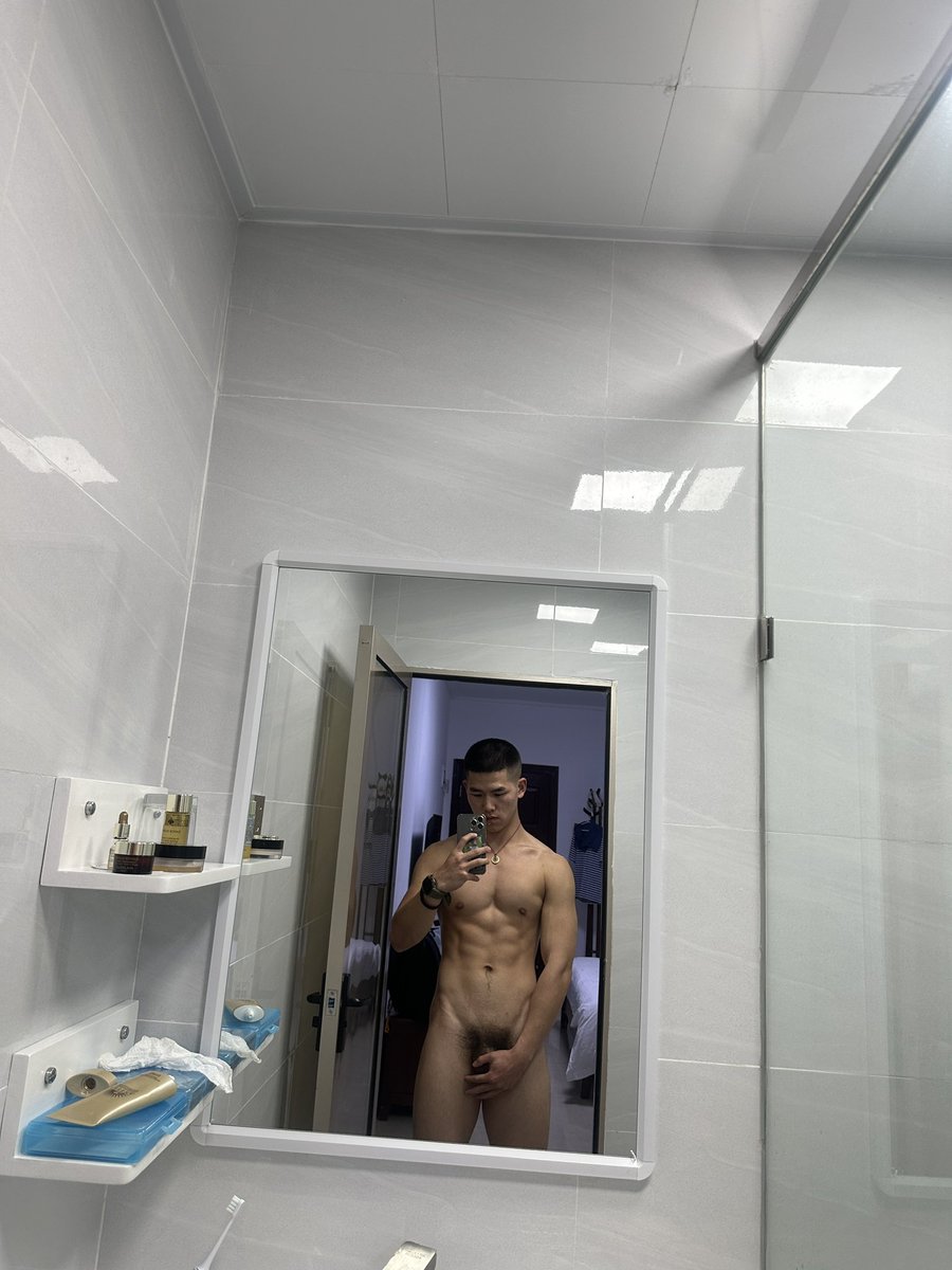 CollectionofMen's tweet photo. Asian boy https://t.co/Z0bTzkjEKO