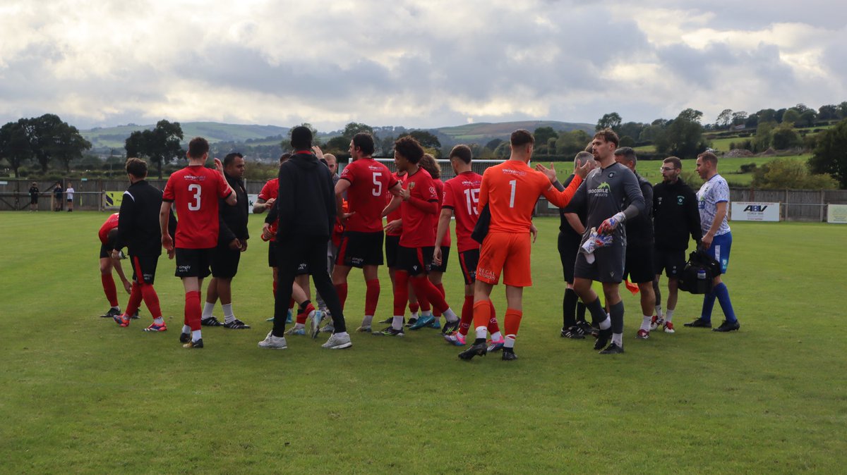 SilsdenAFC's tweet image. Next up…

It’s local derby day this Saturday as we make the short trip over to @EccleshillUtdFC looking to keep our unbeaten league run going!

#UpTheSils