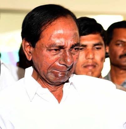 pulseoftelangan's tweet image. 10 ఏండ్లు ముఖ్యమంత్రిగా చేసిన 
దీనమ్మ జీవితం 4 కోట్ల తెలంగాణ సమాజం నన్ను మొత్తానికే మర్చింది పో. 

I hurtu 
నేను ముంగమూతి పెట్టా. 
😂😂😂😂