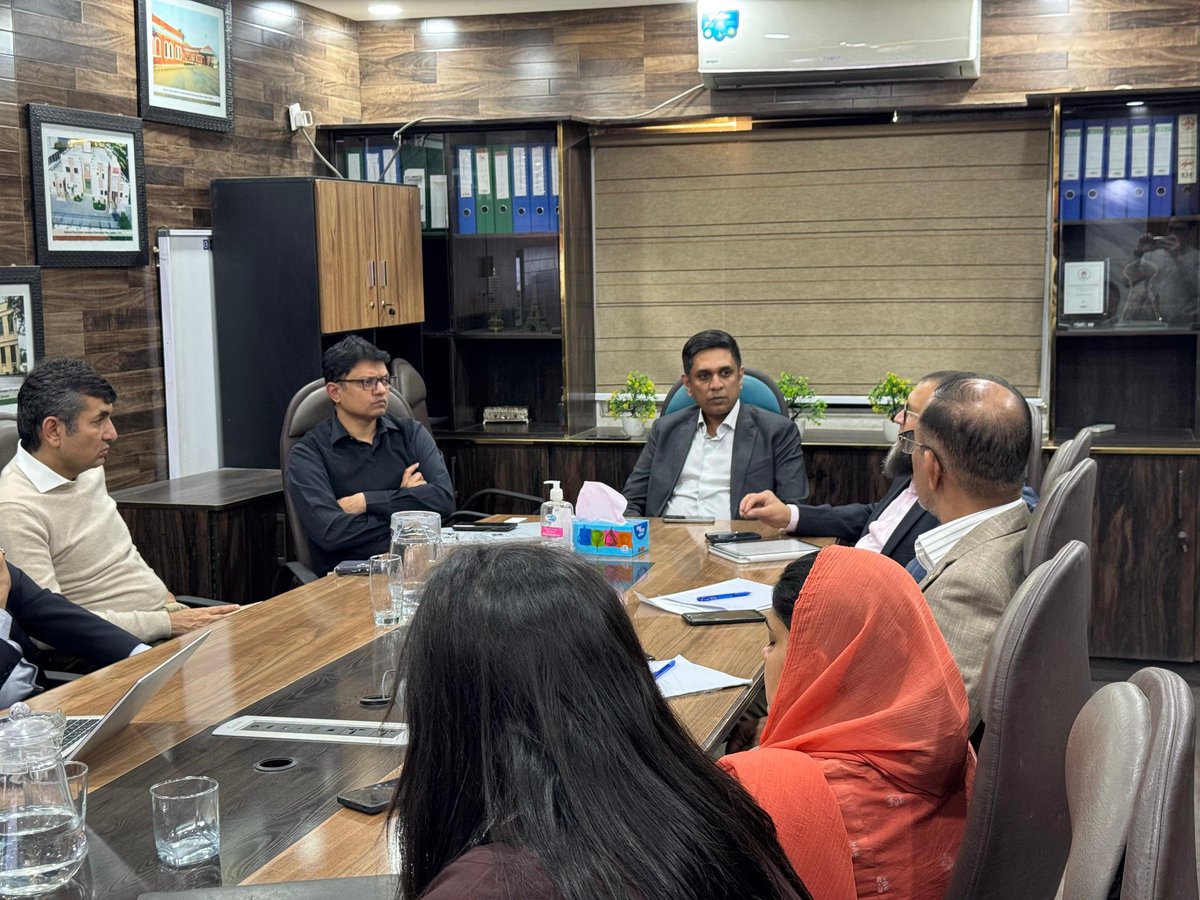 BRArsalanSheikh's tweet photo. Allhamdulilah, the design &amp; other modalities of project for provision of cleaning drinking water to Citizens of Sukkur City has entered into final stage. InshAllah, soon Sukkur will be the first city wherein every household will have access to clean drinking water. Jeay Bhutto https://t.co/NrX9gLFU7x