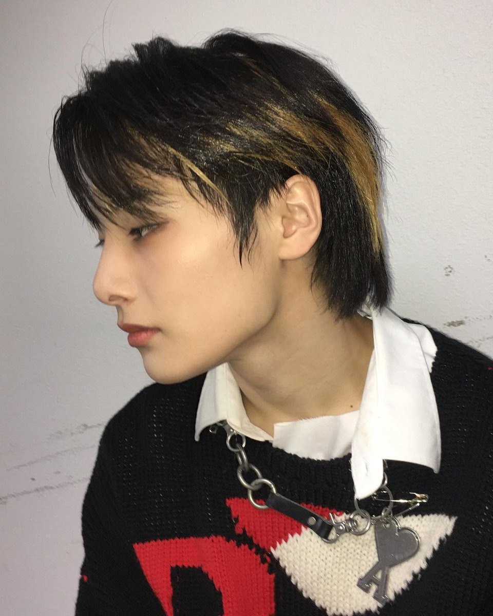 hyunlix_jeongho's tweet photo. ๏ผฐ๏ฝ๏ฝ
๏ฝ๏ฝ๏ฝ ๐ซฆโฅ๏ธ
{#StrayKids #IN #I_N #Jeongin #SKZLOVER #Pretty #FaceProfile #Unearthly #MYHUSBAND #IWORSHIP #Instagram #YouMakeStrayKidsStay #StrayKidsWorldDomination } https://t.co/TlCpukHTsx