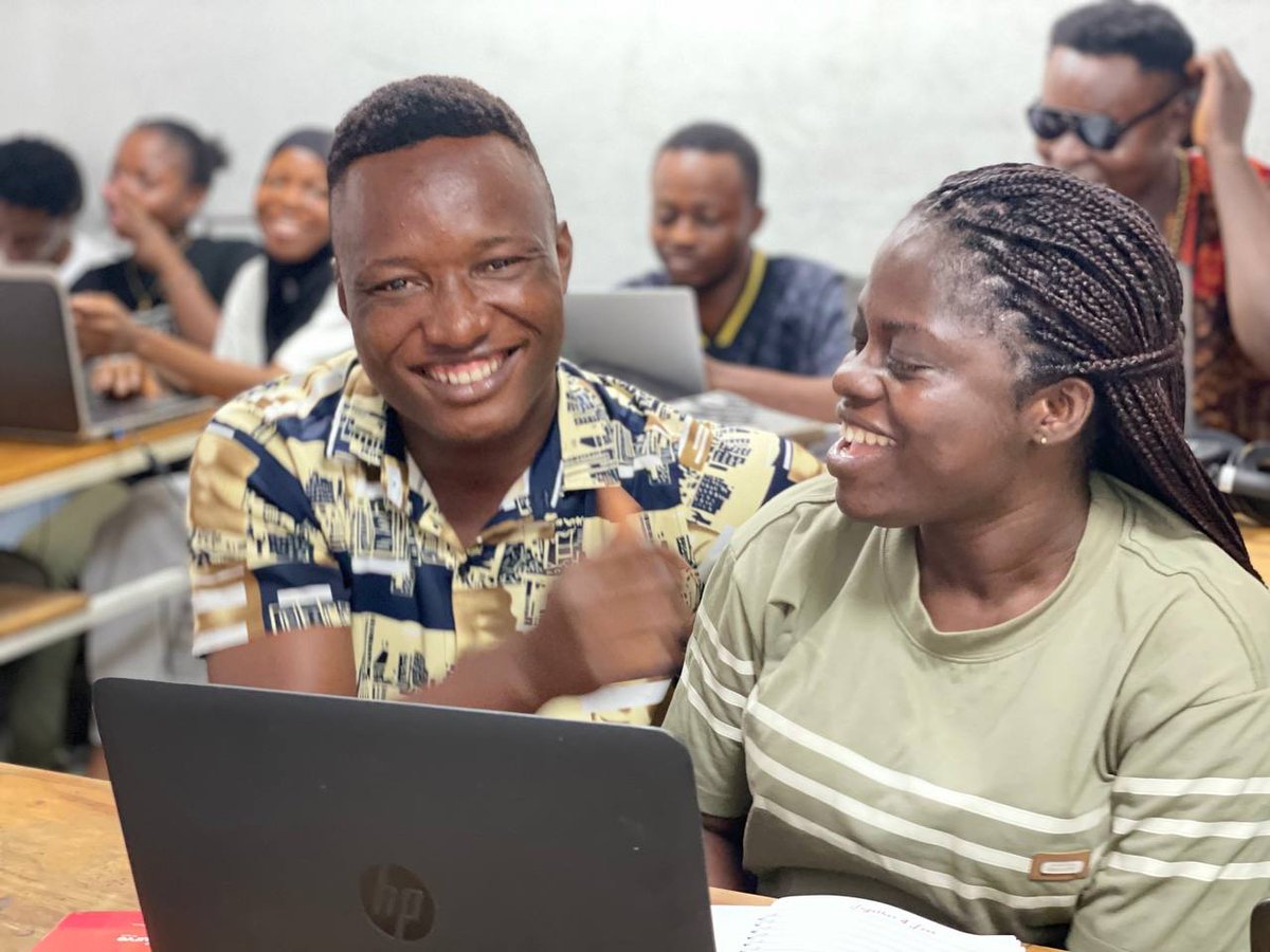 thecurveafrica's tweet photo. Happy New Week!!!
Happy Resumption 💯

Our tech academy is back, and the students are excited to learn, grow, and enjoy the new year together with friends.

#positivevibesonly
#techacademylife
#learningandgrowing
#eagertolearn
#studentlife2025
#happynewweek
#mondaymotivation https://t.co/poPRZh8On0