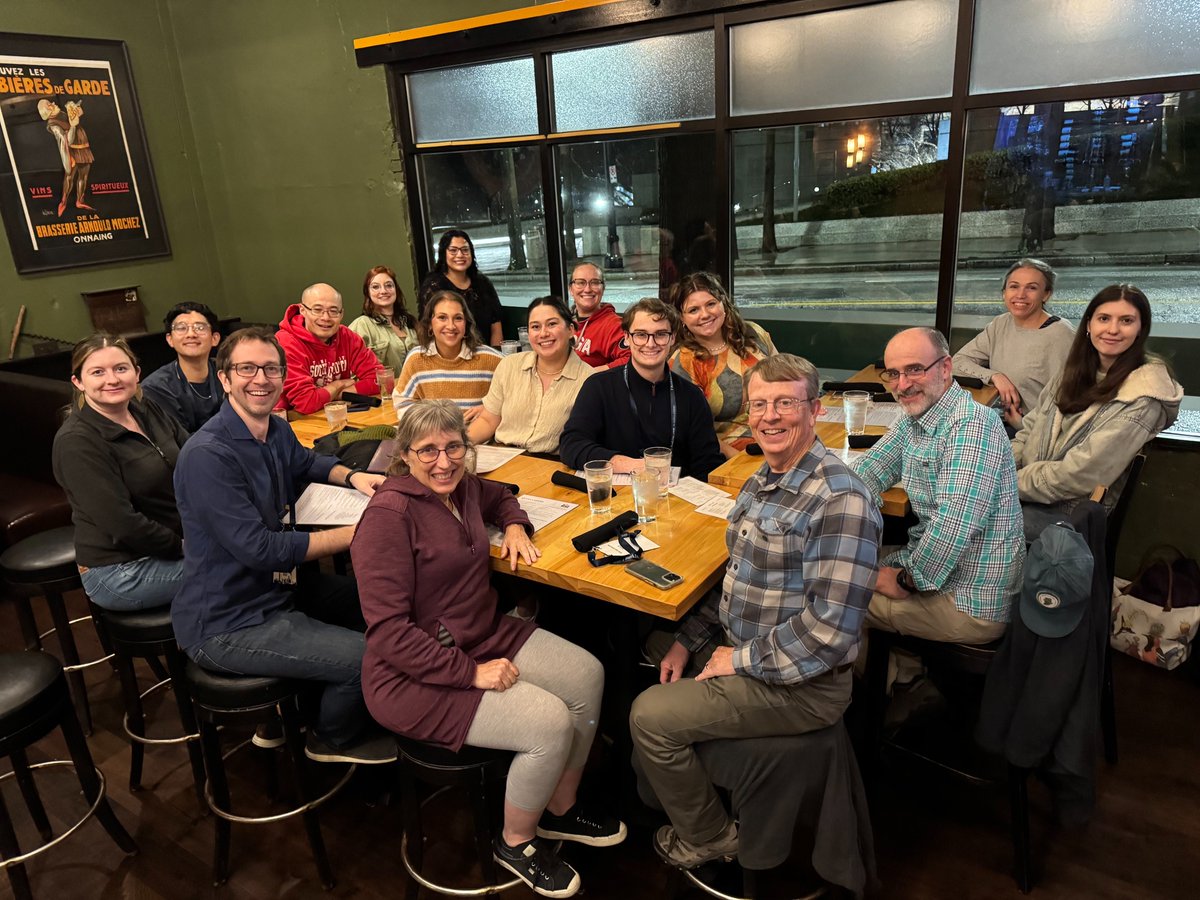 Fun night out with Hill/Hood <a href="/Wendy_R_Hood/">Wendy Hood</a> labbers present and past. #SICB2025