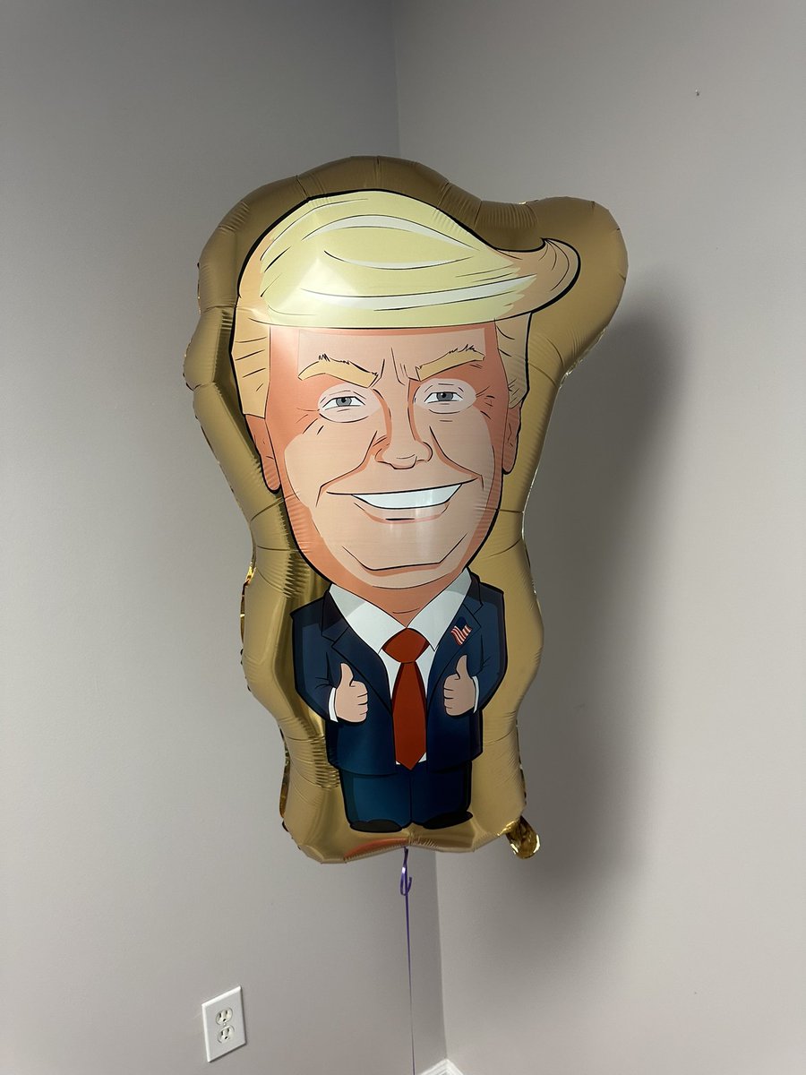 SunSparkToons's tweet photo. Our TrumpToon Balloons are coming in hottt! 

#TrumpBalloon https://t.co/ccK1lcNa4T