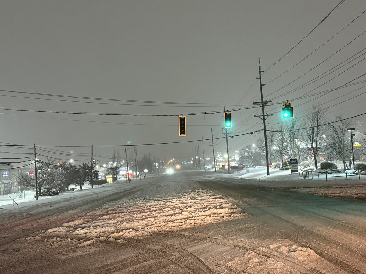 Shelbyville Rd at 7:00am this morning. Round 3 starting to cover. 

<a href="/WDRBNews/">WDRB News</a> <a href="/wave3news/">WAVE</a> <a href="/WLKY/">WLKY</a> <a href="/WHAS11/">WHAS11 News</a>