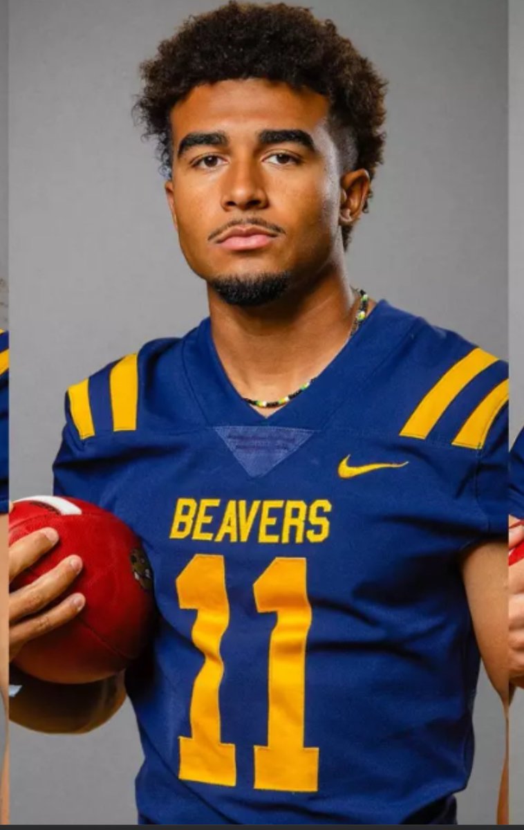 Justinanarchy69's tweet photo. BVU black WR when they hear Carter essick’s bitch ass is coming to town. He is so ass, only up side is that his gf with a big booty comes to town every now and than and the team runs trains on her! https://t.co/sM0wRVL2qt