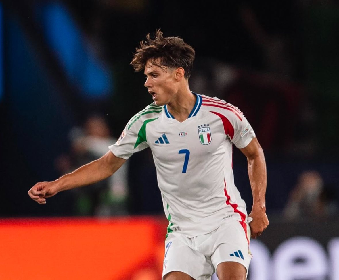 GOALRADAR_'s tweet photo. 🚨🔴⚫️ Understand AC Milan have made concrete progress to sign Samuele Ricci as new midfielder from season 2025/26.

He’s the main target in midfield for June and talks are already advanced with the Italian midfielder on personal terms.

Discussions underway. 🇮🇹
@FabrizioRomano https://t.co/QnV2asZGeO