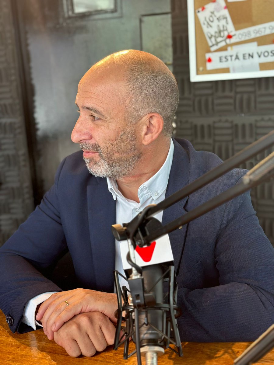 "Estamos teniendo una excelente temporada. No sé si será récord pero es claro que estamos con grandes niveles de ocupación y no solo en Maldonado y Rocha, es en todo el país" <a href="/DrESanguinetti/">Eduardo G Sanguinetti</a> en <a href="/RadioViva967/">Radio Viva 967</a> y <a href="/canal2sancarlos/">canal2sancarlos HD</a>. Además informó que el vuelo entre Mvd y Asunción,