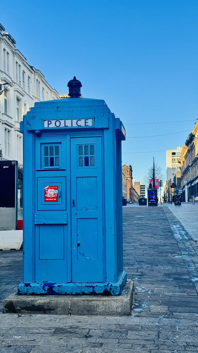 uav360drone's tweet photo. Spotted this old Police Box on Sauchiehall Street, Glasgow today. I wonder if it is still in use?
#uav360 #photography #glasgow #chillymorning #abandonedscotland #policebox #strathclydepolice #policescotland #tardice #doctorwho
Police Scotland
Glasgow Live
Glasgow Times
Glasgow City Council
Glasgow City Centre