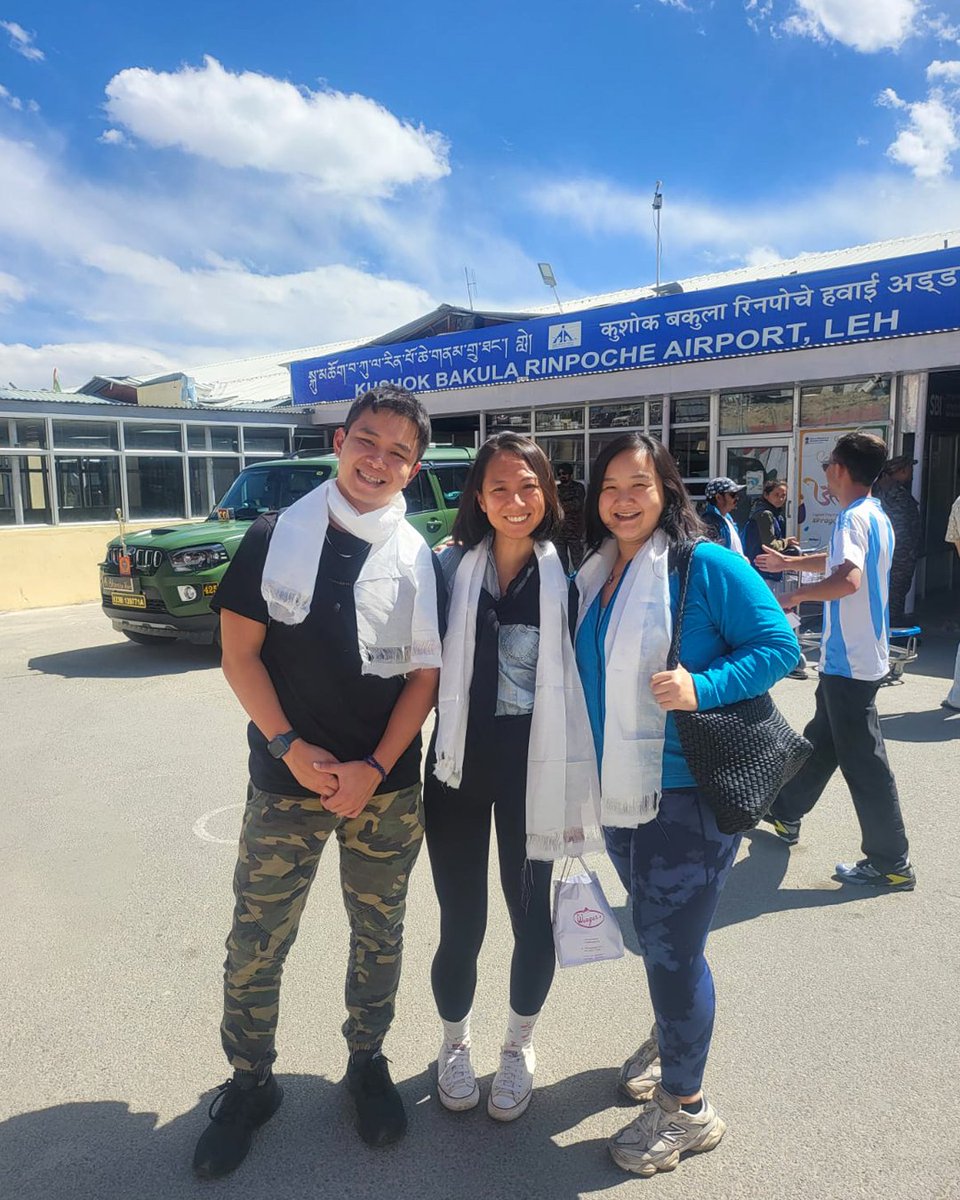 BoutIndia's tweet photo. Meet Enxin Wong (left) and her friends from Singapore, who journeyed to the breathtaking landscapes of Ladakh for an unforgettable 8-day trip in September 2024! 🌄

An extraordinary journey shared among friends, creating stories to cherish for a lifetime! ✨

#LadakhDiaries https://t.co/sOOK0KaHvM