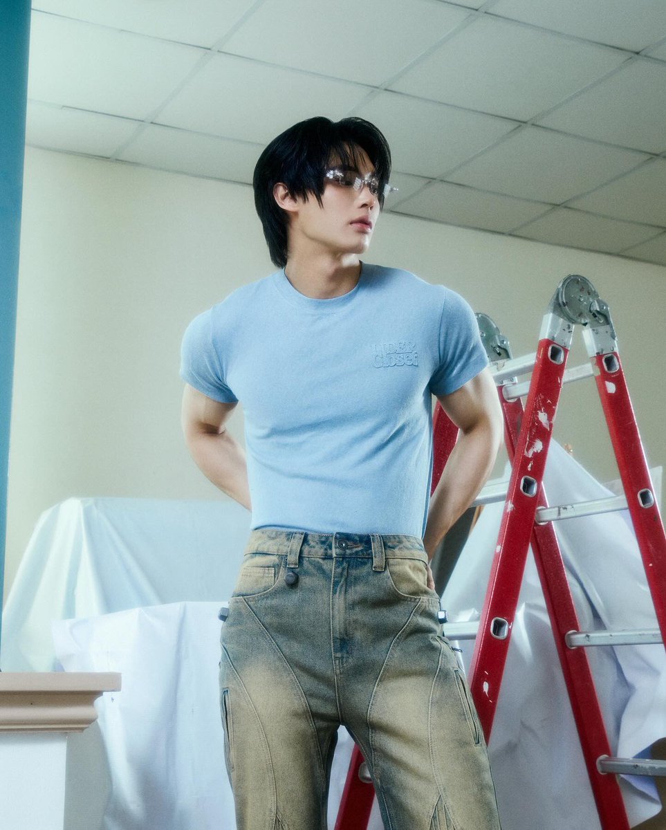 MMint2789's tweet photo. น้องวินถ่ายรูปเซ็ทนี้ดีมากค่ะมันเลิสไปหมดทุกอย่างจริงๆ เลิสตั้งแต่น้องวินและที่สำคัญเลยแว่นเลิสมากค่ะ

#GentleMonster 
#GentleMonsterJewelry #GentleMonster2025
#winmetawin https://t.co/259VLs4asz