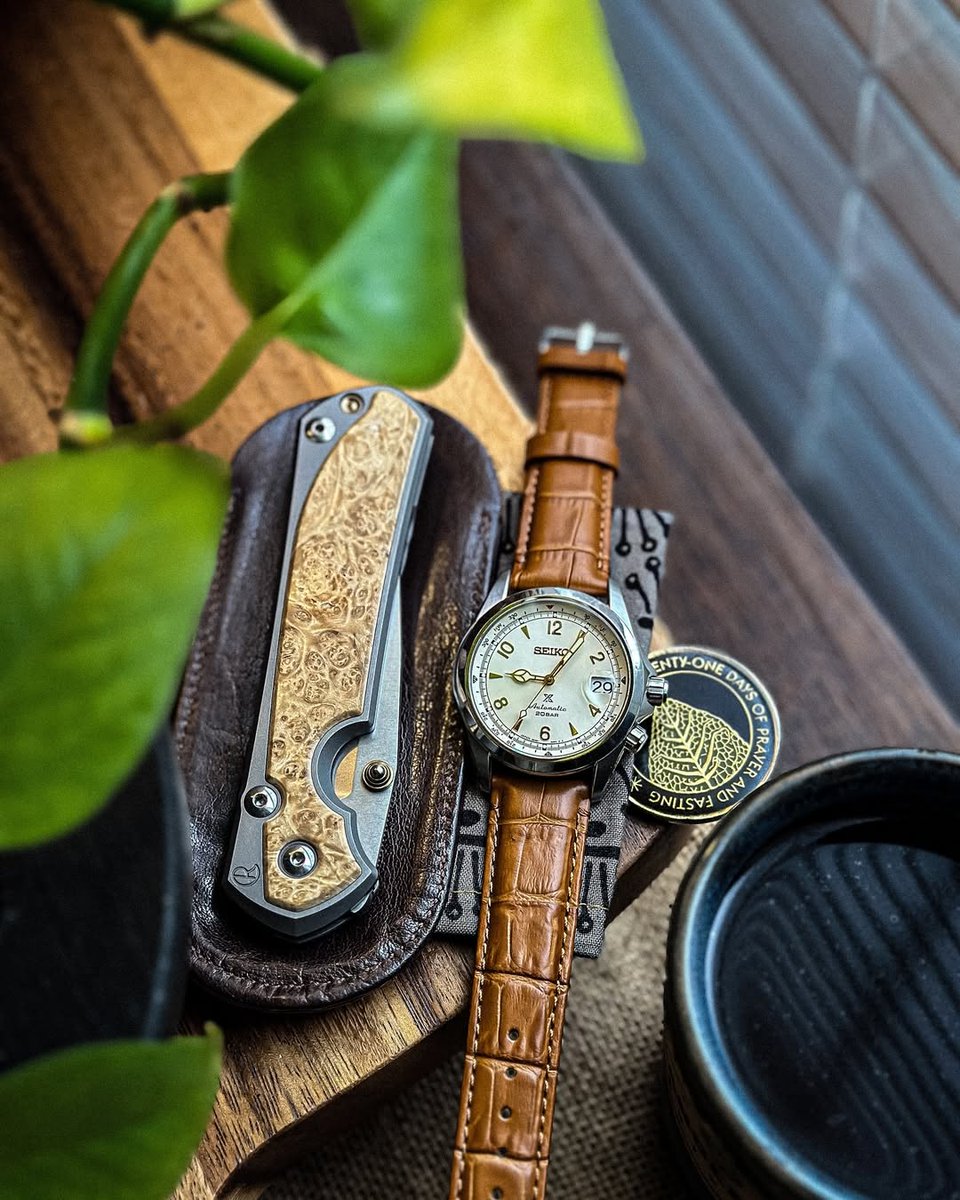 Classic. Timeless. Sophisticated. Our leather bands elevate any watch with their premium feel and stylish design. Perfect for a polished look, day or night! 🕰️✨ Photo: @thegrimpocket 

#bartonbands #bartonwatchbands #wristwatch #watchlovers #watches #watchcollector #instawatch