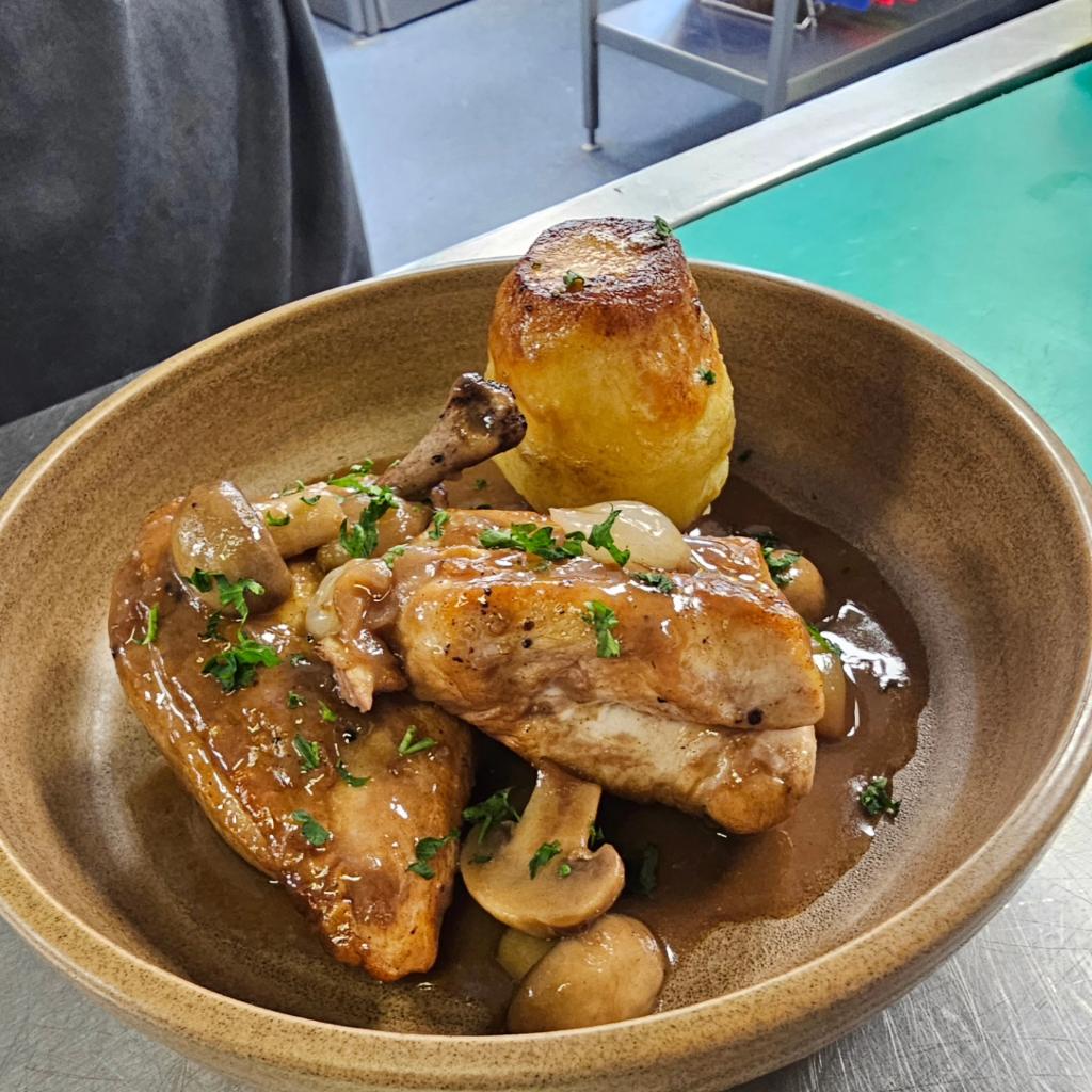 Great to see our <a href="/ERCollege/">East Riding College</a> Bridlington chefs taking pride in their dishes. Awesome, first day back in what is a very busy but exciting January. Lots of opportunities for the students to engage with. Onwards and upwards. 💪🙌
<a href="/Craft_Guild/">Craft Guild of Chefs</a>