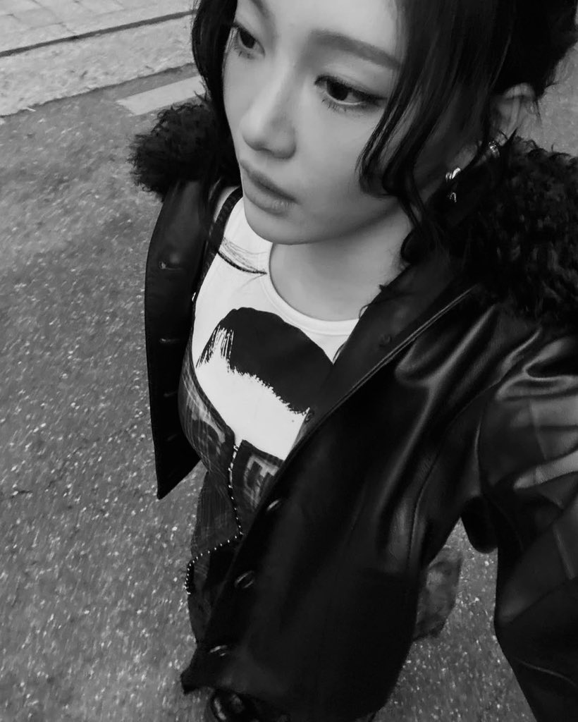 ︎Meredith. tweet media