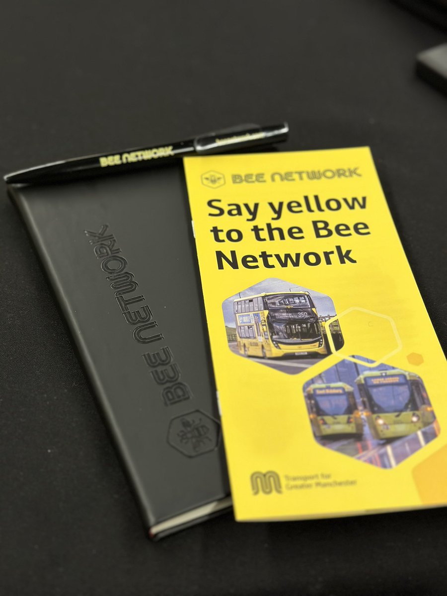 Kicking off 2025 with an UnBee-lieveable #Event today! 👏🏾

Great to be invited to the Bus Franchising Completion Event by TfGM <a href="/BeeNetwork/">Bee Network</a>. 🐝🚌

📲 Find out more on the latest developments here: tfgm.com/the-bee-network

#BeeNetwork

#SayYellow #PublicTransport #GreaterManchester