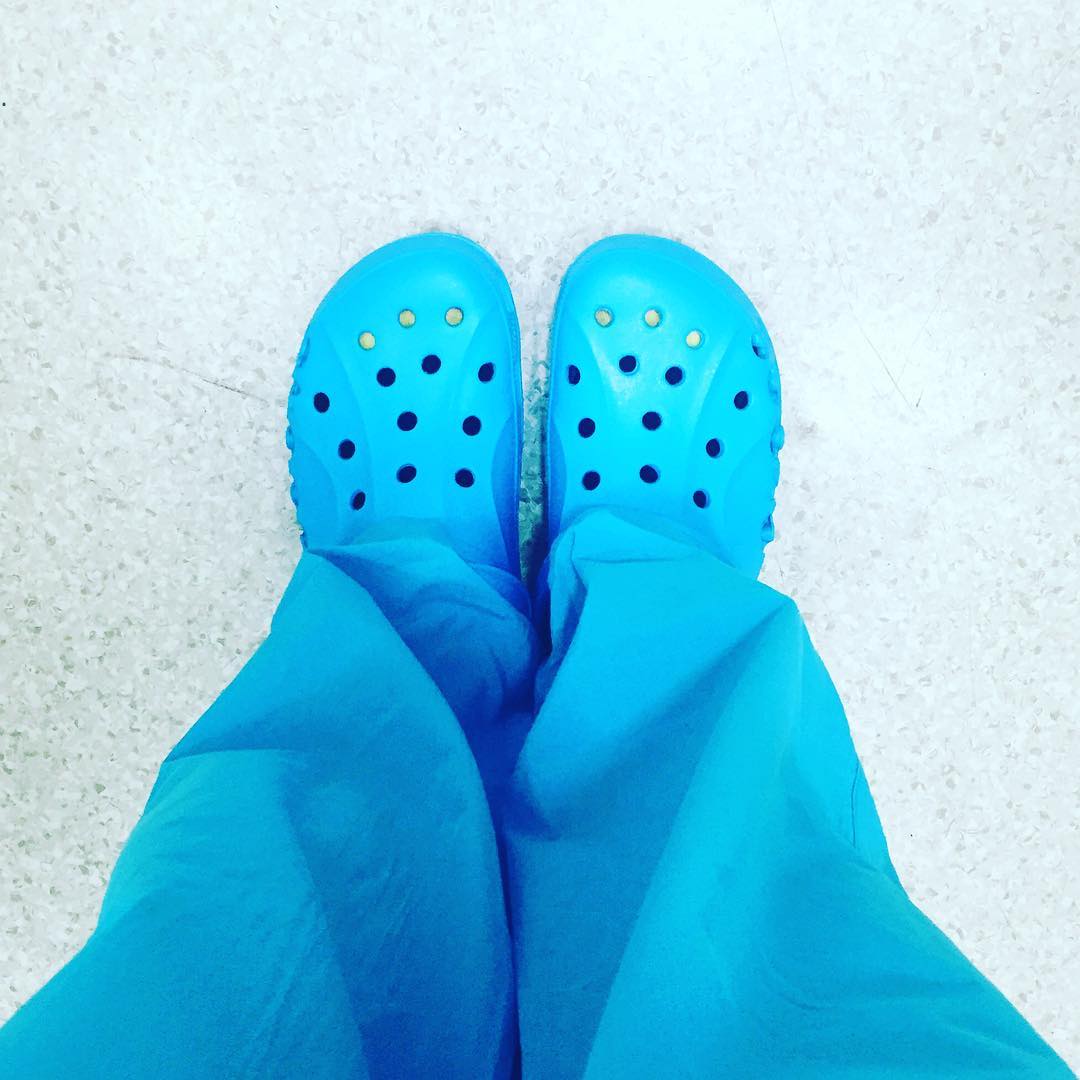 Moda para quirófanos... #éramosfelicesensaladeoperaciones...