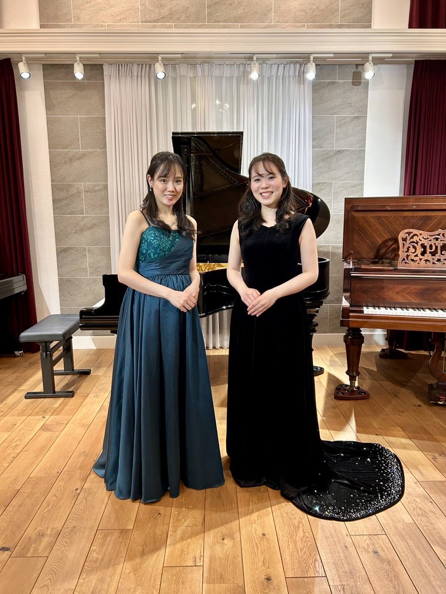 昨日は鐵百合奈さんとのジョイントコンサートでした！スタインウェイとプレイエルの2台のピアノでショパンの協奏曲を演奏させていただき贅沢で貴重な機会でした✨
久しぶりに演奏したショパンの1番、心から楽しんで演奏させていただきました😊ありがとうございました！
11日の追加公演も楽しみです♫