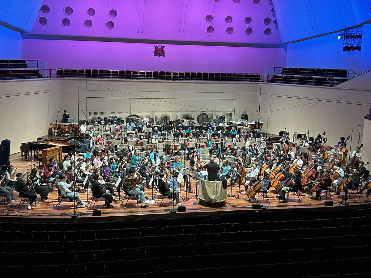Les Pratt (@bonaomi1) on Twitter photo Lucky enough to be working <a href="/RoyalNottingham/">TRCH</a> today, recording the wonderful <a href="/NYO_GB/">The National Youth Orchestra</a> for broadcast on <a href="/BBCRadio3/">BBC Radio 3</a> next week. Ravel, Nielsen & @annathorvalds on the menu. 😍 Lucky enough to be working <a href="/RoyalNottingham/">TRCH</a> today, recording the wonderful <a href="/NYO_GB/">The National Youth Orchestra</a> for broadcast on <a href="/BBCRadio3/">BBC Radio 3</a> next week. Ravel, Nielsen & @annathorvalds on the menu. 😍