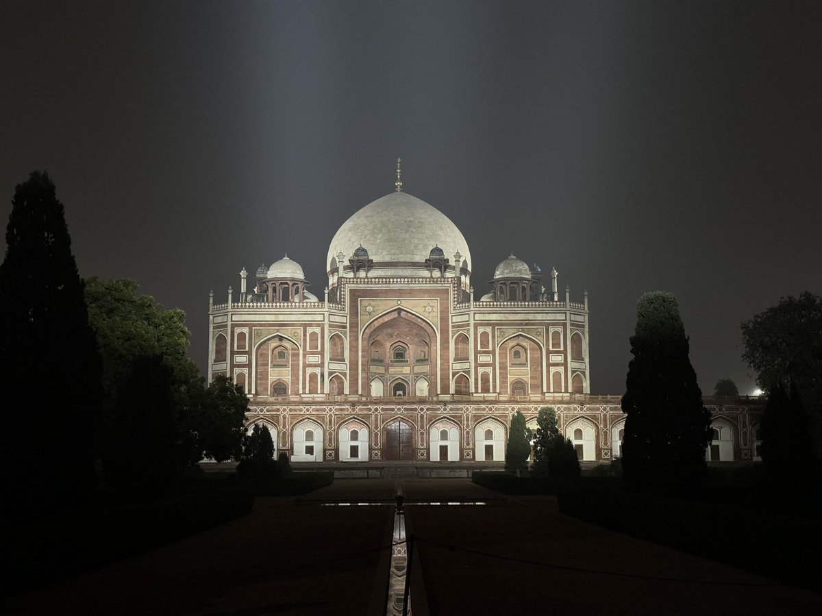 Vincent Rajkumar (@vincentrk) on Twitter photo Humayun’s Tomb at night.
New Delhi. Magical!
<a href="/PSampathkumarMD/">Priya Sampathkumar</a>
Lit up like natural moonlight by <a href="/havellsindia/">Havells</a> <a href="/AnilRaiGupta/">Anil Rai Gupta</a> Humayun’s Tomb at night.
New Delhi. Magical!
<a href="/PSampathkumarMD/">Priya Sampathkumar</a>
Lit up like natural moonlight by <a href="/havellsindia/">Havells</a> <a href="/AnilRaiGupta/">Anil Rai Gupta</a>