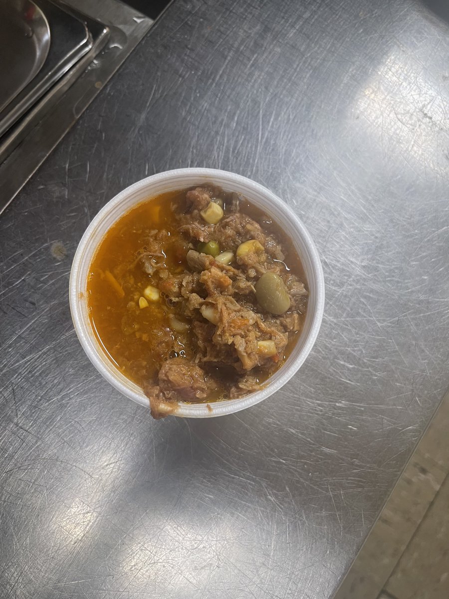 HurseyBBQ's tweet image. Cold weather got you feeling chilly? 
Warm up with a bowl or batch of Hursey's famous Brunswick Stew! 
Packed with hearty flavors, it’s comfort food at its best. 
Come see us and we'll warm you up! We got the good stuff!

#HurseysBBQ
#BrunswickStew
#ColdWeather
#NCEats
#EatLocal