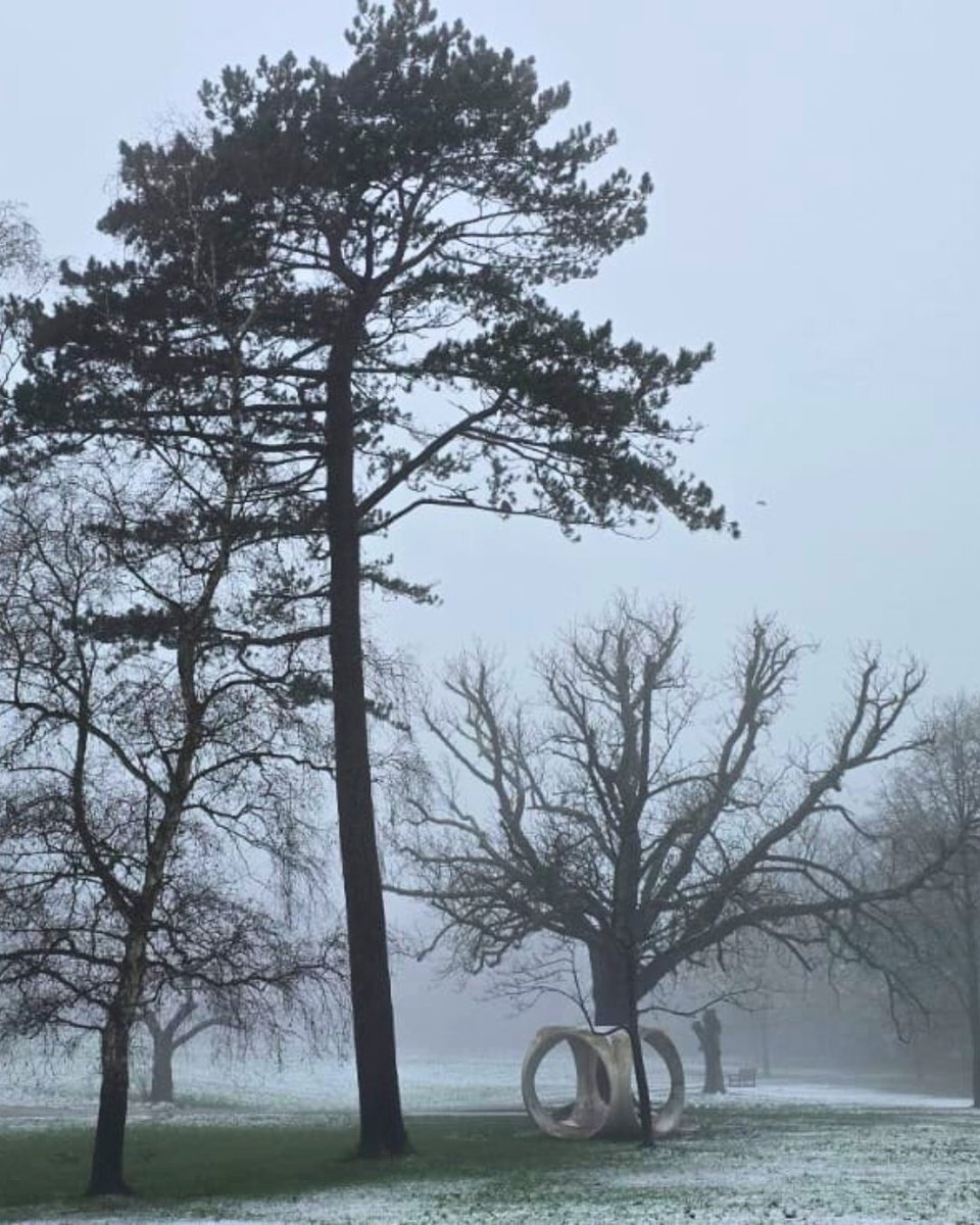 Blink and you missed it, but Golders Hill Park looked magical with a light dusting of snow. Thanks to Head Gardener, Ash, for these beautiful pics. If you have managed to get any pics of the snow or any other nice winter scenes of the Heath, please do share and tag us! 📸