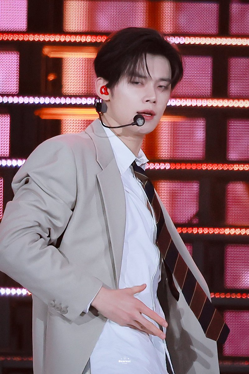 dearest_yj913's tweet photo. 250105

💎

#YEONJUN 
#연준 #ヨンジュン 
#투모로우바이투게더
#TOMORROW_X_TOGETHER #TXT https://t.co/DhPcDRK7HE