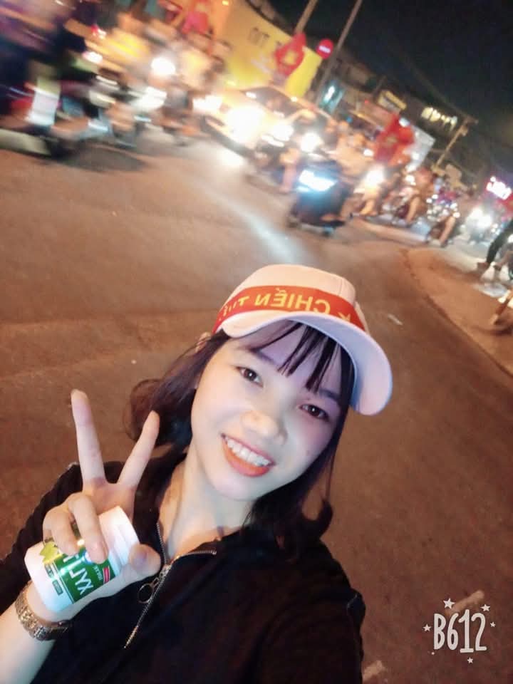 gaidam84's tweet photo. Việt Nam vô địch https://t.co/sd81mnbdoV