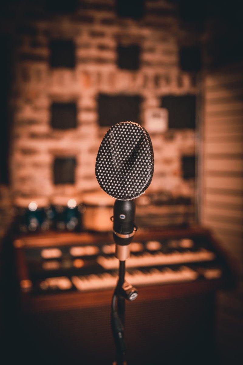 HellfireStudio's tweet image. Coles 4038&apos;s warm and honest ribbon mics, true studio &apos;Workhorse&apos;! and definitely one of our favourites

#coles4038 #colesmicrophones #ribbommics #ribbonmicrophone #ireland #musicstudıo #recordingartist #musicproducer #producer #studiolife #singer #sound #recording #musicstudio