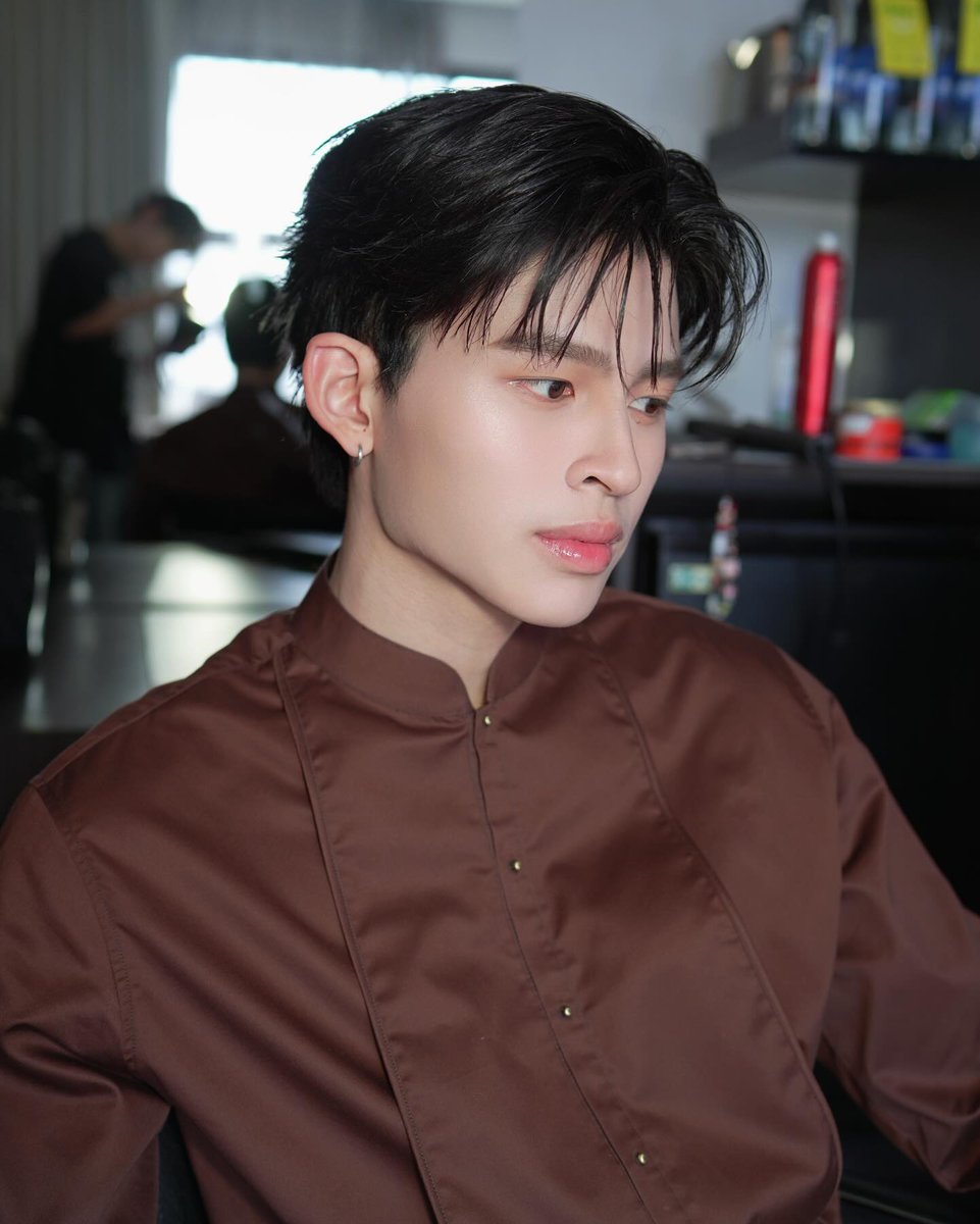 doublepjourney_'s tweet photo. สูทหล่อกับมุมข้างดีสุดๆๆ 🤎✨

📸 IG : agamous_wh

POND 52TOYS TH

#52TOYSxppnaravit
#ppnaravit @ppnaravit https://t.co/Kg6Zr7On4d