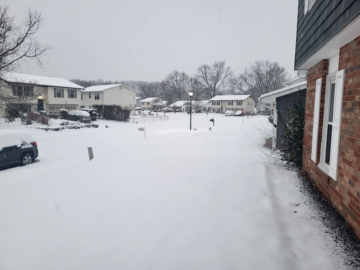 SponslerWrites's tweet photo. Today's workout...

The Manual Snow Shovel

( will hit gym later if they open! )

Have a successful and profitable and warm and safe day! https://t.co/hUsfeVdX7a