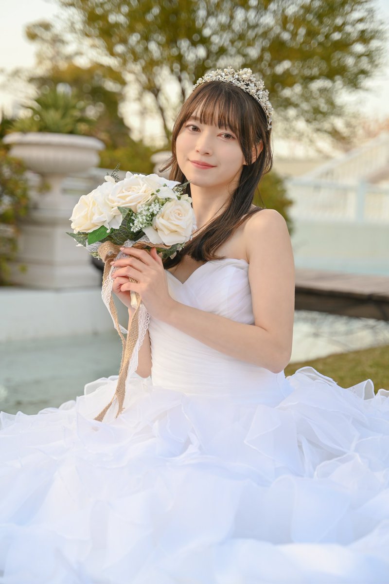 綺麗なブーケと一緒に💐🤍

 #マナコレ撮影会  #ensemblepremium