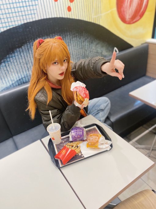 Twitterのコスプレ画像32