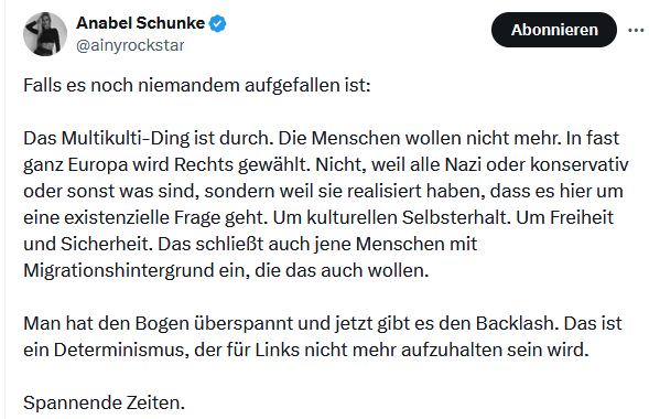 ElektronischerM's tweet photo. Diese Trulla soll sich selbst einen Kaffee kaufen. https://t.co/qWkQiWFpo1