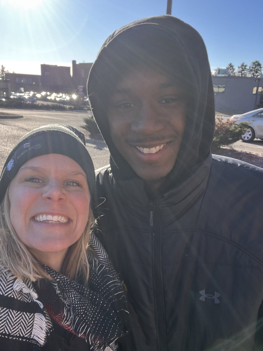 Laura Schnell (@lauramschnell) on Twitter photo Yesterday, I found myself stranded at Walgreens on a VERY cold Sunday morning. Shout out to <a href="/UMDBulldogMBB/">UMD Men's Basketball</a> ‘s Manny Montgomery - he (and his dad via FaceTime) helped me jump my car. Your Monday morning reminder that small acts of kindness add up - thank you Manny! Yesterday, I found myself stranded at Walgreens on a VERY cold Sunday morning. Shout out to <a href="/UMDBulldogMBB/">UMD Men's Basketball</a> ‘s Manny Montgomery - he (and his dad via FaceTime) helped me jump my car. Your Monday morning reminder that small acts of kindness add up - thank you Manny!