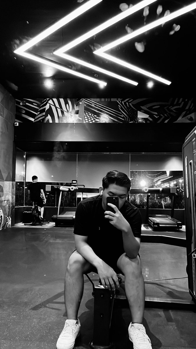 Dewaditya1's tweet photo. Ini gimana cara cuttingnya, susah amat https://t.co/AbURhcrK2Z