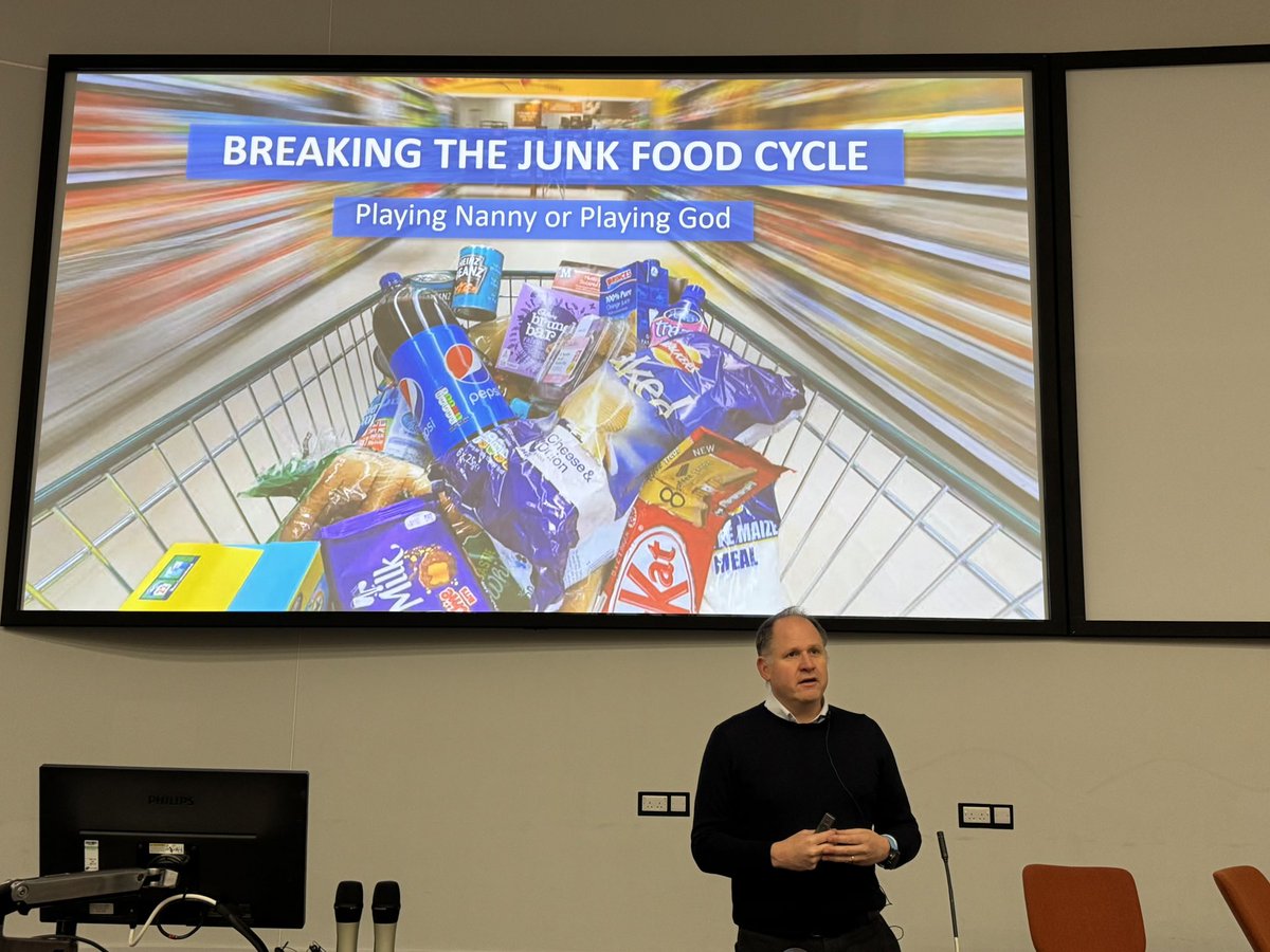 Really looking forward to <a href="/HenryDimbleby/">Henry Dimbleby</a> presenting at <a href="/UKRI_News/">UK Research and Innovation</a> Transforming the UK food system programme. Back in 2018 when I was CSA <a href="/foodgov/">Food Standards Agency</a> we came up with the programme and it’s great to see such excellent work  from my new role at <a href="/BristolUni/">University of Bristol</a>