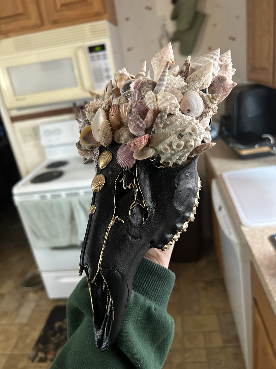 _xyloid's tweet photo. Crafty lil gal https://t.co/TOzcDkorut