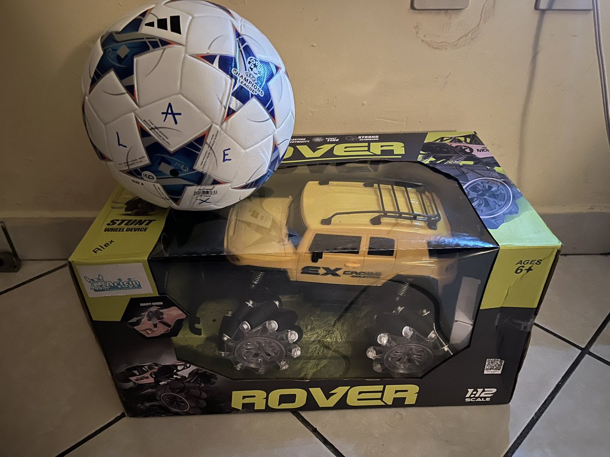 antonio_arredon's tweet photo. Gracias Dios por permitir a mis hijos recibirte estos regalos #JuanitoRíos #Pénjamo #ReyesMagos https://t.co/snvXoqXCGQ