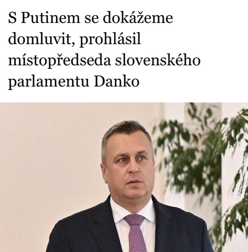 ivkmoskva's tweet photo. Západ může může jen zírat, jak mír zařídí Ficova cvičená opice… 👍🇸🇰 https://t.co/JTN9BEmTOw
