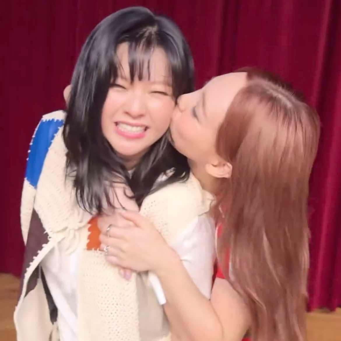 jeongsbtch's tweet photo. 😭😭😭 https://t.co/fDGM1LO0Ym