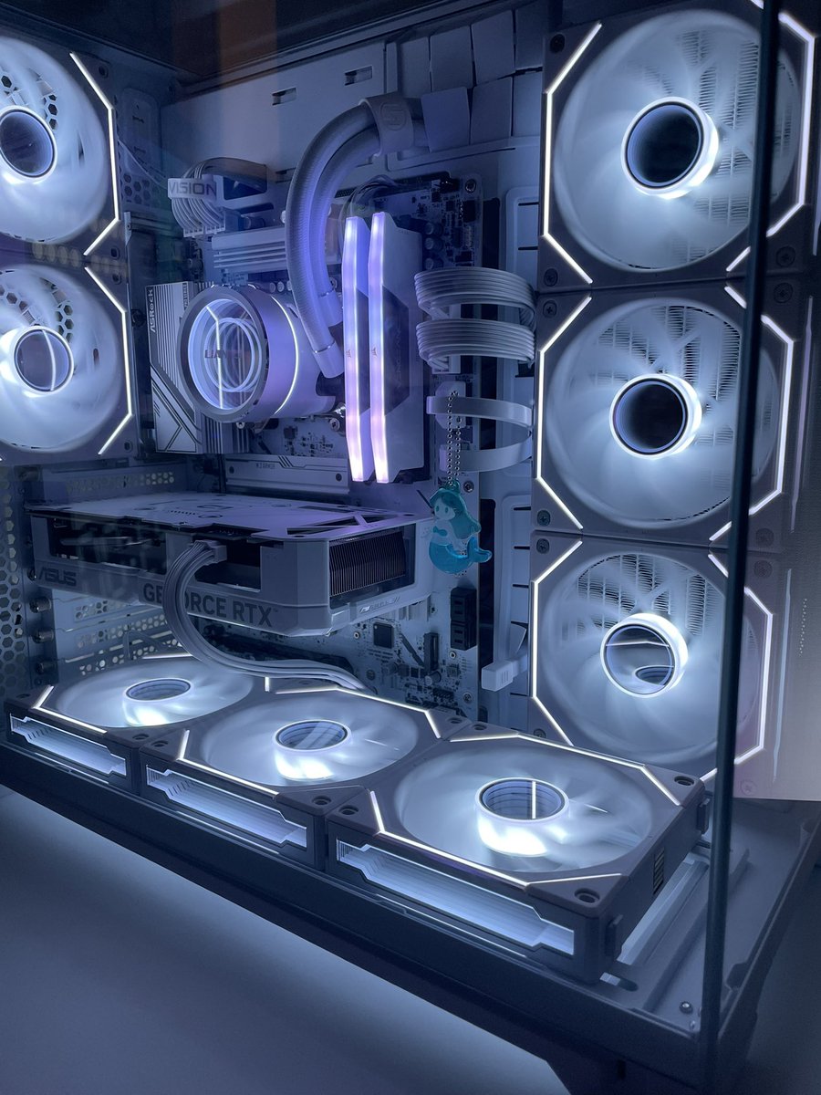 bucho_gaming's tweet image. 型抜き人魚グミ🧜

#desksetup
#o11visioncompact 
#銭天堂